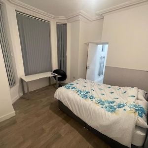 Deluxe Double Room Bath